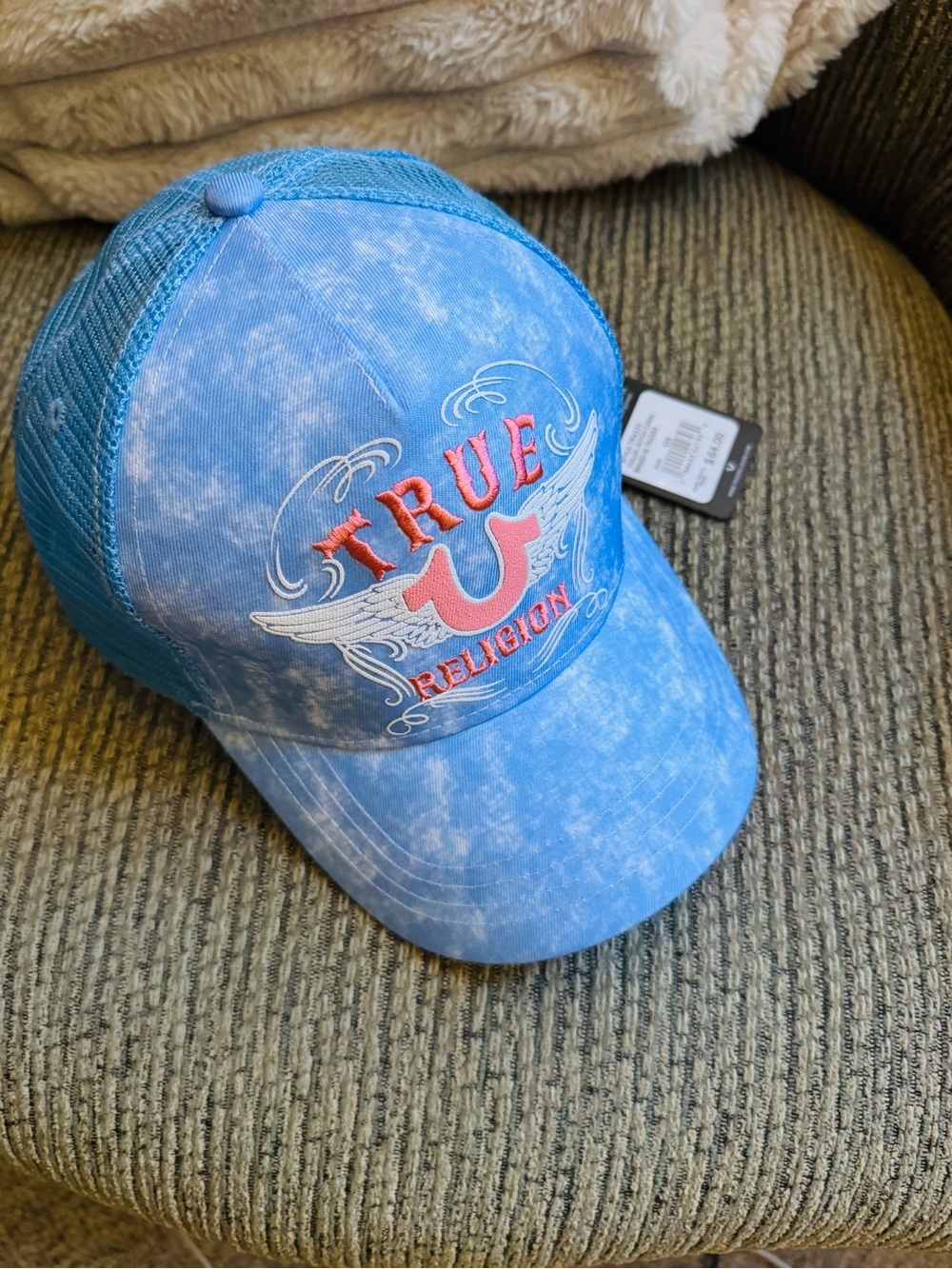NWT ICONIC True Religion Trucker Hat Winged HS Tie-Dye Blue Classic Pink Logo